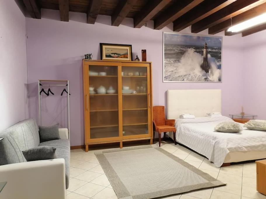 Monolocale In Piazza Isolo Apartment เวโรนา ภายนอก รูปภาพ