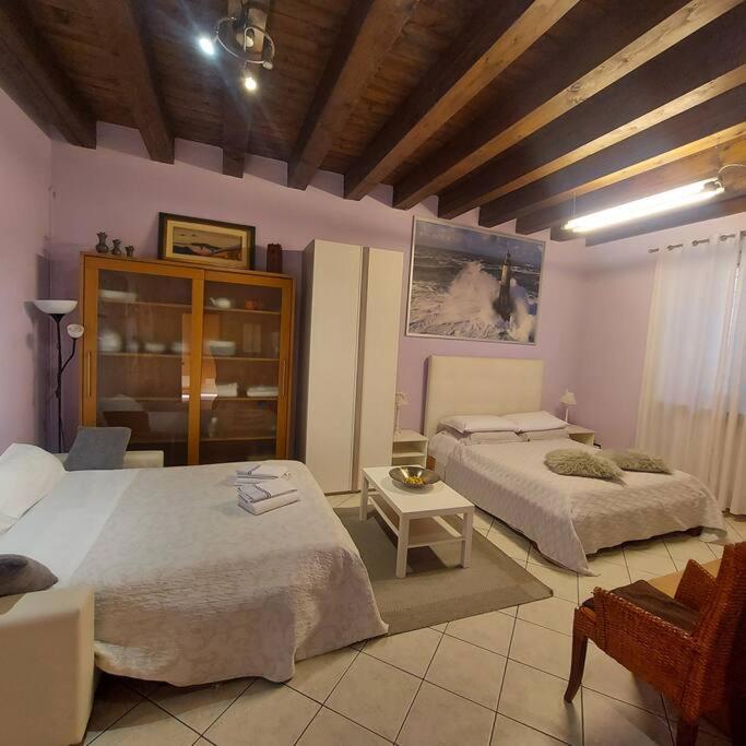 Monolocale In Piazza Isolo Apartment เวโรนา ภายนอก รูปภาพ