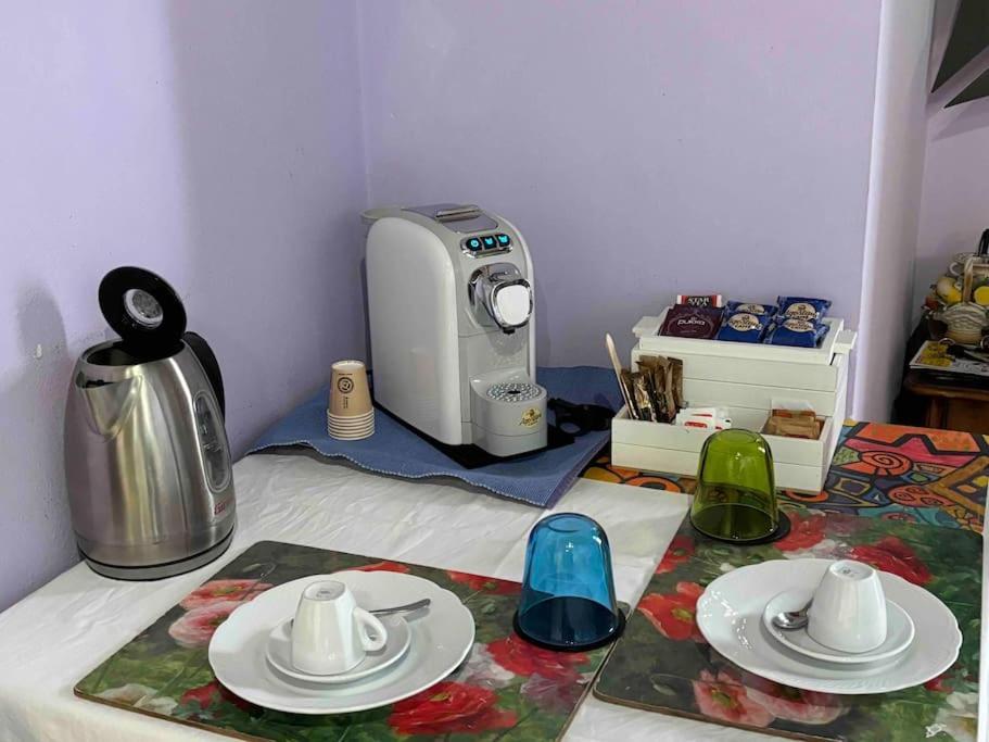 Monolocale In Piazza Isolo Apartment เวโรนา ภายนอก รูปภาพ