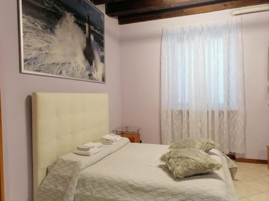 Monolocale In Piazza Isolo Apartment เวโรนา ภายนอก รูปภาพ