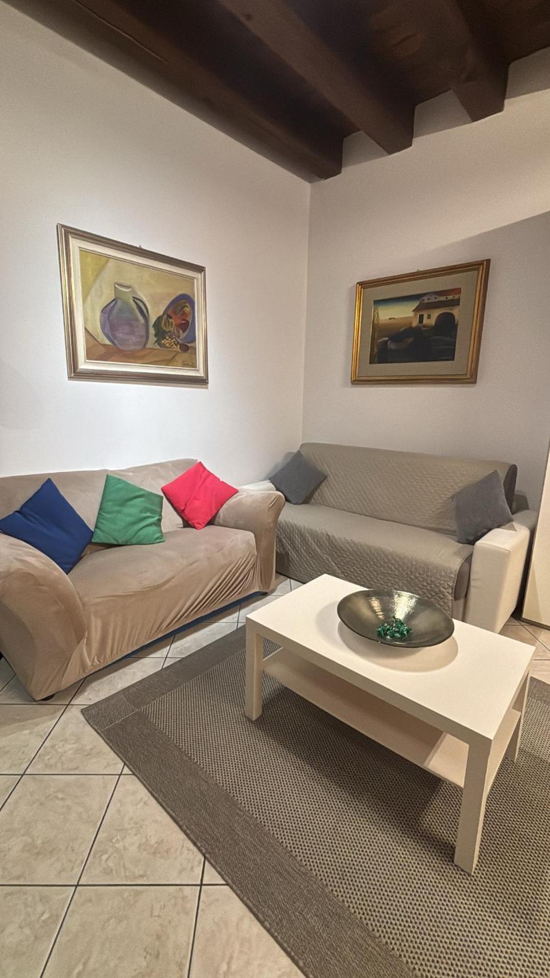 Monolocale In Piazza Isolo Apartment เวโรนา ภายนอก รูปภาพ